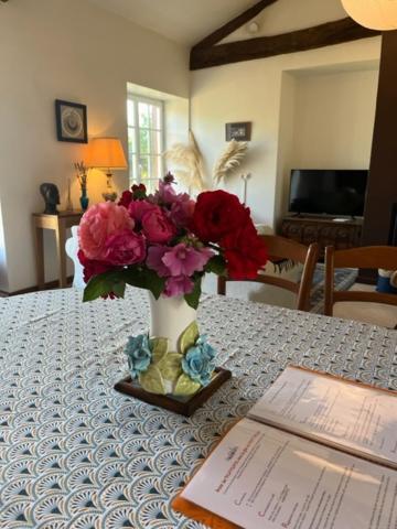 Gite Val Des Pres Villa Millac  Kültér fotó